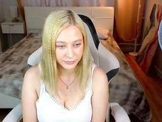 AmeliaxCandy nude on Live Cam Sex Chat