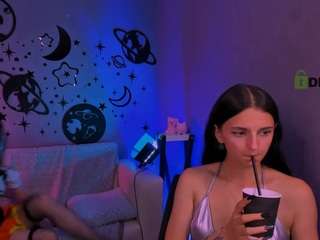 bella-dorn1 nude on Live Cam Sex Chat