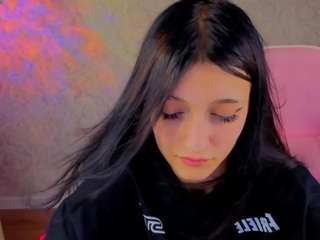 Emily-Carterii nude on Live Cam Sex Chat