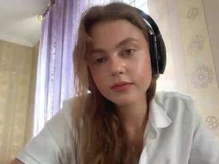 Liv nude on Live Cam Sex Chat
