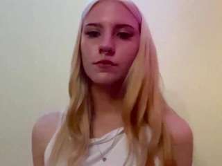 MedaSchur nude on Live Cam Sex Chat