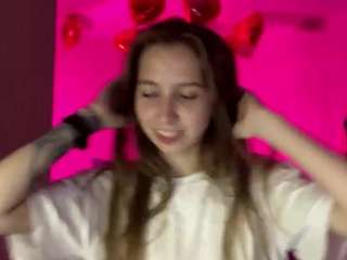 Merry nude on Live Cam Sex Chat