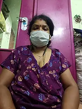 tamil-kamakanni nude on webcam for live sex chat